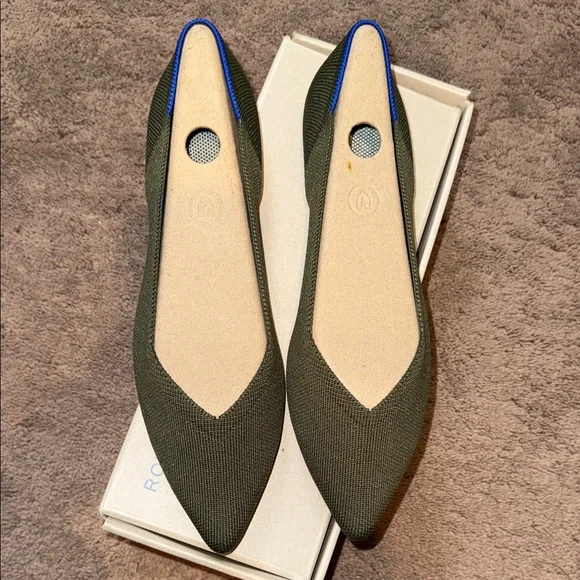 NEW Rothy's olive Green CYPRESS Flats IN BOX - Picture 2 of 7